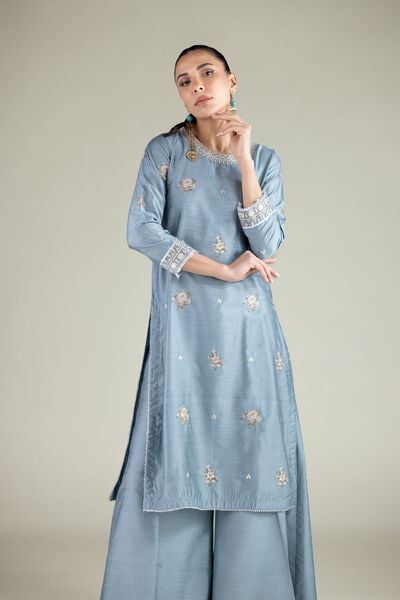 Embroidered | Raw Silk | Floral Round-Neck Kurta | GBP 40.00