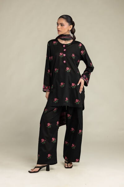 Embroidered | Cambric | Black Cambric Kurta | GBP 40.00