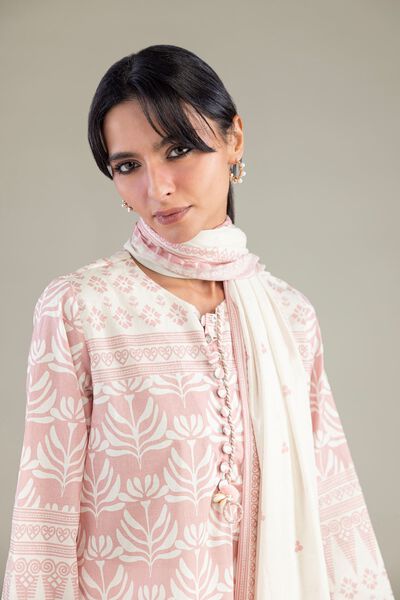 Lawn | Floral Lawn Dupatta | GBP 25.00