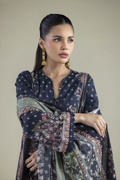 Printed | Jacquard | Jacquard Tailored 3-Piece | GBP 50.00