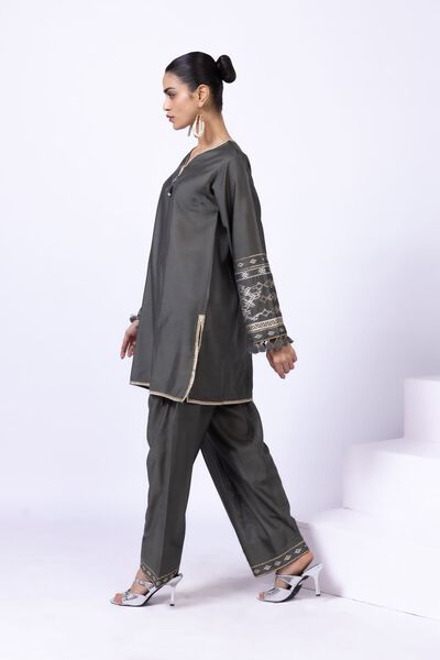 Embroidered | Raw Silk | Shalwar | GBP 20.00