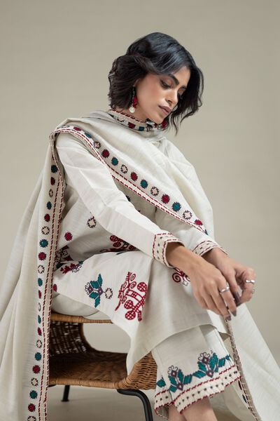 Embroidered | Khaddar | Kurta | GBP 30.00