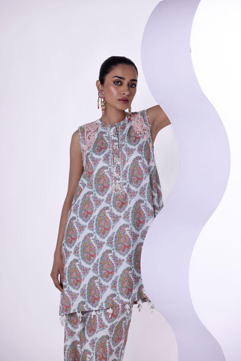 Embroidered | Viscose Oak Silk | Kurta | GBP 30.00
