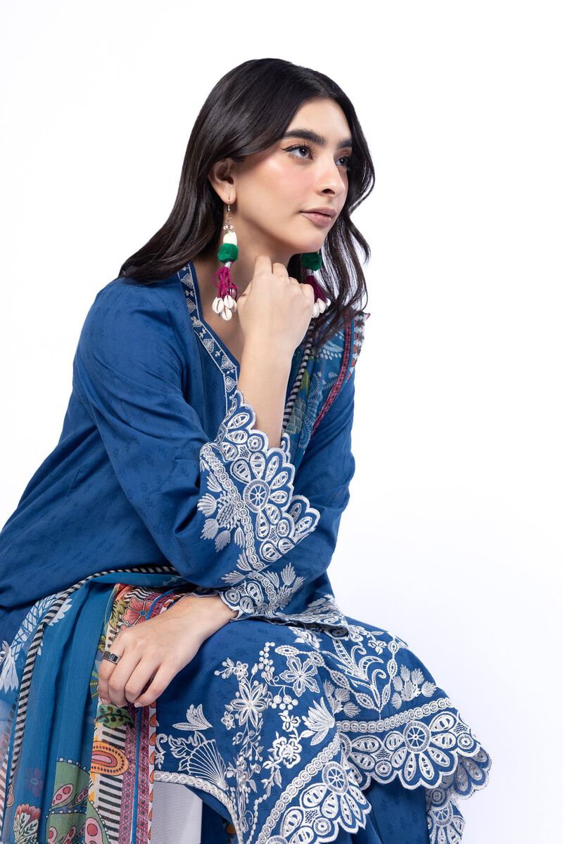 Fabrics 3 Piece view 2