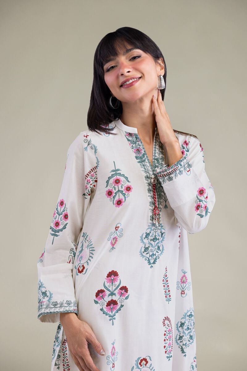 Embroidered | Cambric | White Cambric Kurta | GBP 20.00