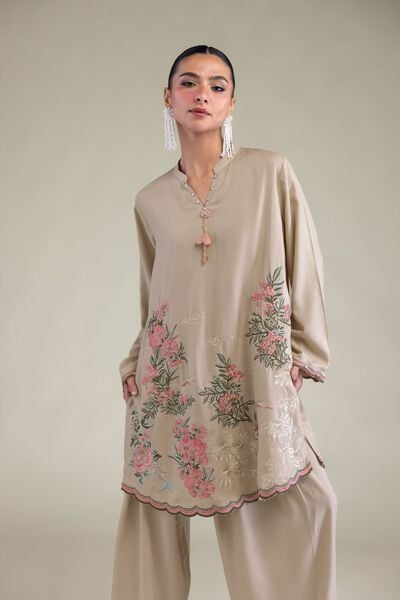 Embroidered | Raw Silk | Kurta | GBP 40.00