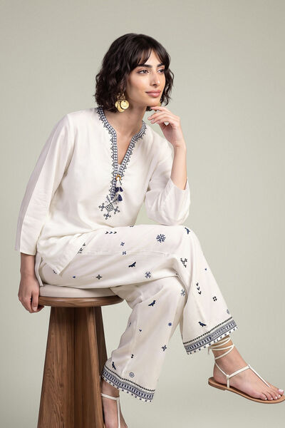 Embroidered | Viscose Crepe | V-Neck Crepe Blouse | GBP 35.00