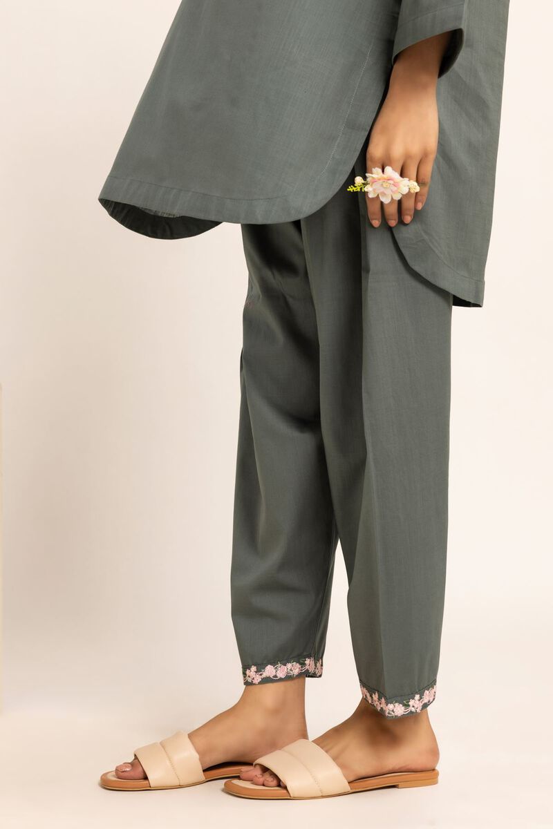  | Shalwar | Embroidered | null