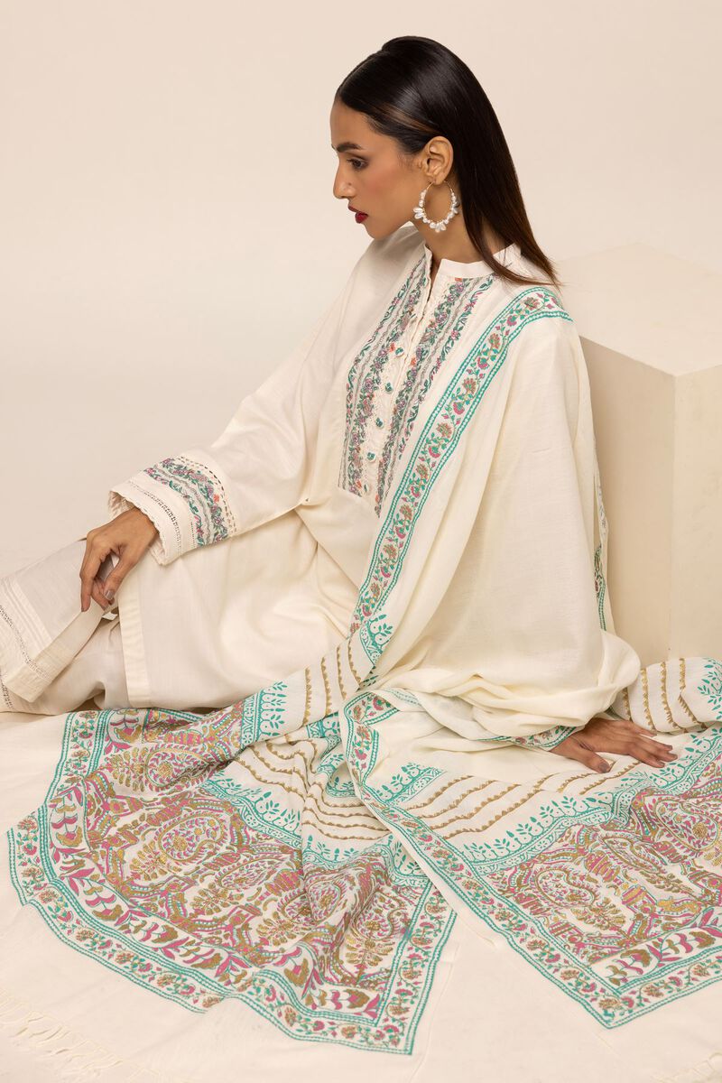 | Shawl | Embroidered | null