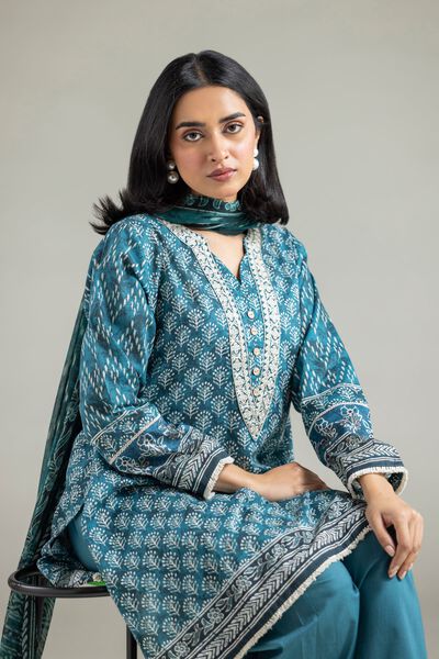 Embroidered | Lawn | 3-Piece Lawn Suit | GBP 50.00