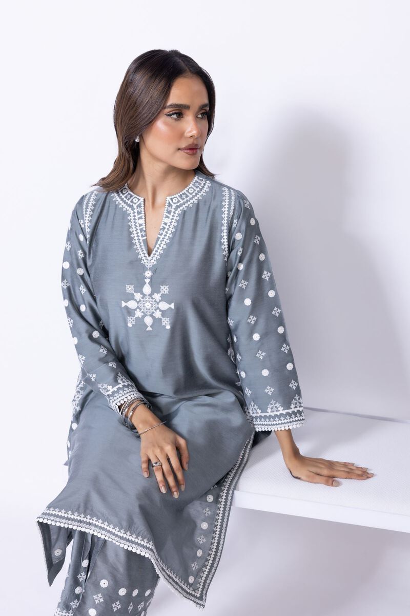 Embroidered | Raw Silk | Kurta | GBP 12.00