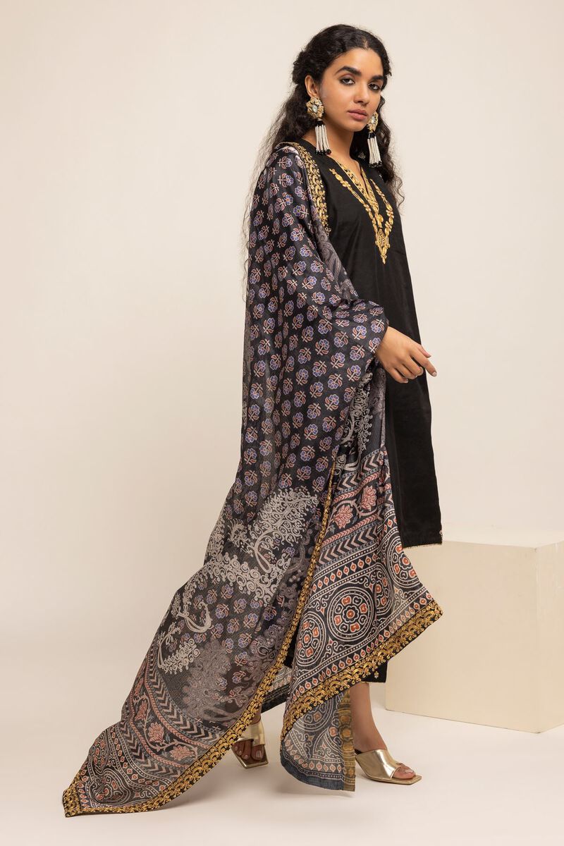  | Dupatta | Embroidered | null