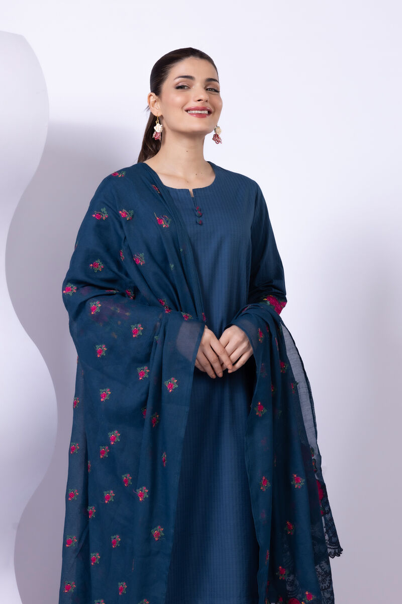 https://uk.khaadi.com/dw/image/v2/BJTG_PRD/on/demandware.static/-/Sites-khaadi-master-catalog/default/dw16c88e05/images/hi-res/ess24678b_multi_1.jpg?sw=800&sh=1200