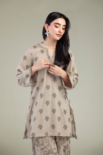 Embroidered | Cambric | Floral Cambric Kurta | GBP 35.00