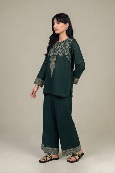 Printed | Light Khaddar | Dark Green Pants | GBP 30.00