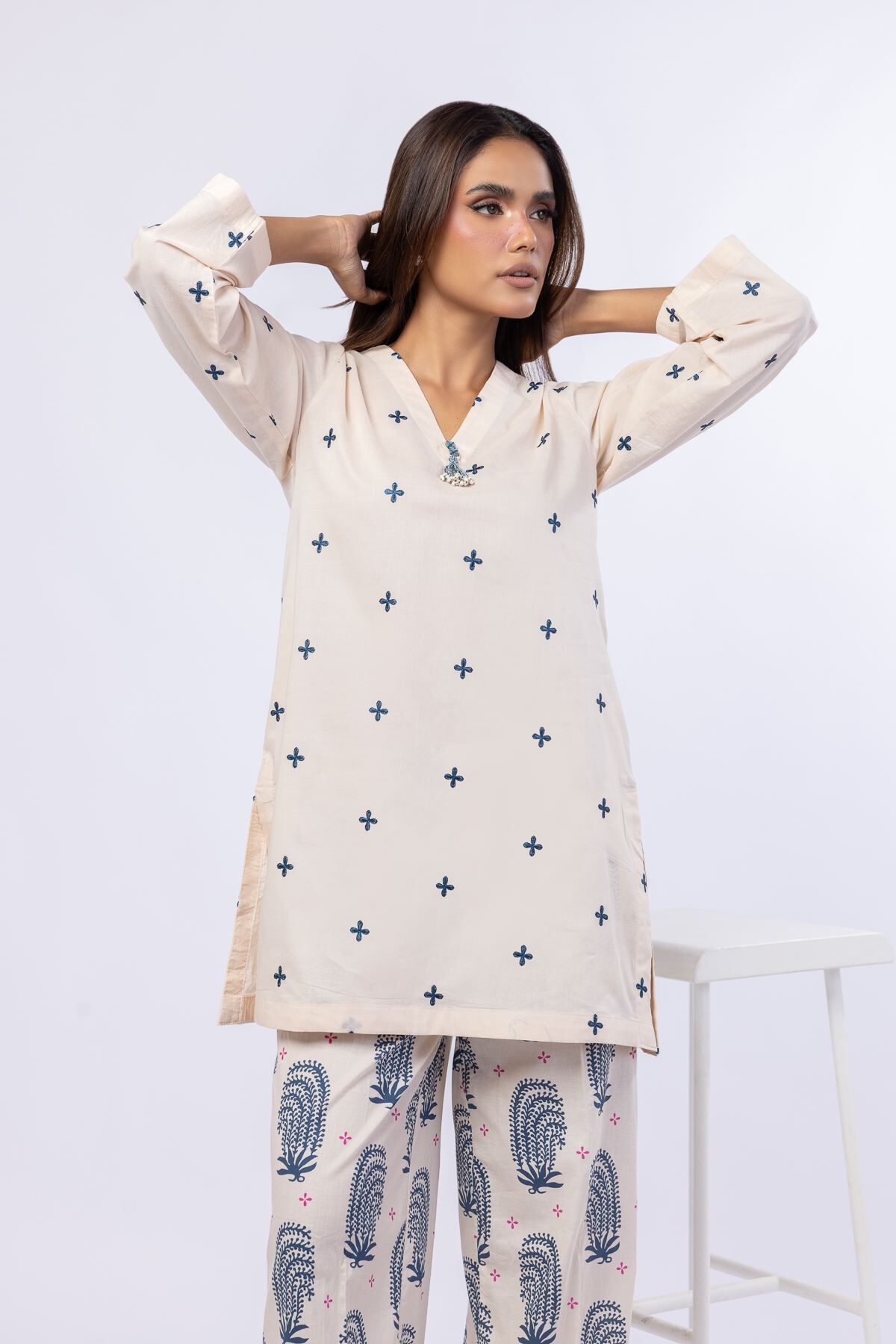 Buy Kurta | 0.0 N/A | 25-06-6E2-06TA-VG_MULTI | Khaadi United Kingdom