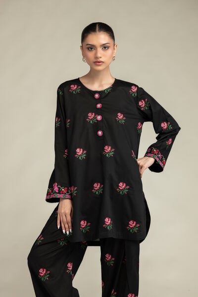 Embroidered | Cambric | Black Cambric Kurta | GBP 40.00