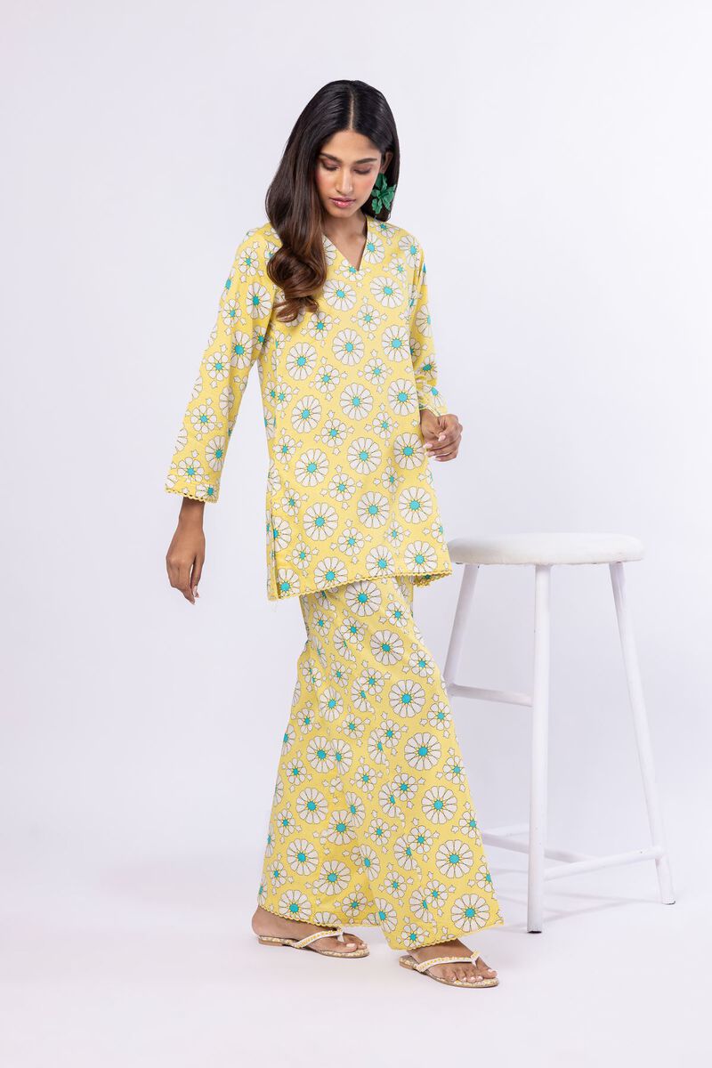 https://uk.khaadi.com/dw/image/v2/BJTG_PRD/on/demandware.static/-/Sites-khaadi-master-catalog/default/dw1d37ffb6/images/hi-res/25-04ex15-09ba_multi_1.jpg?sw=800&sh=1200