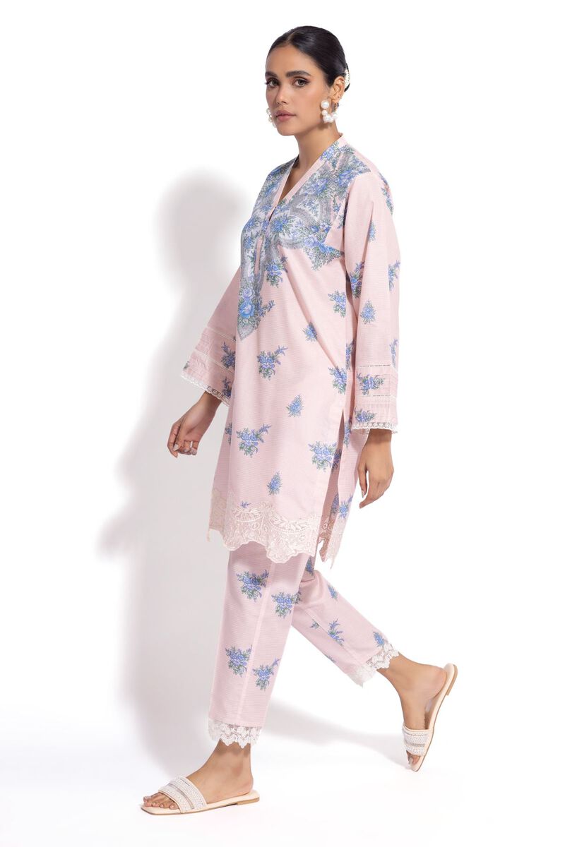 https://uk.khaadi.com/dw/image/v2/BJTG_PRD/on/demandware.static/-/Sites-khaadi-master-catalog/default/dw23abae4f/images/hi-res/eeb245202b_l-pink_1.jpg?sw=800&sh=1200