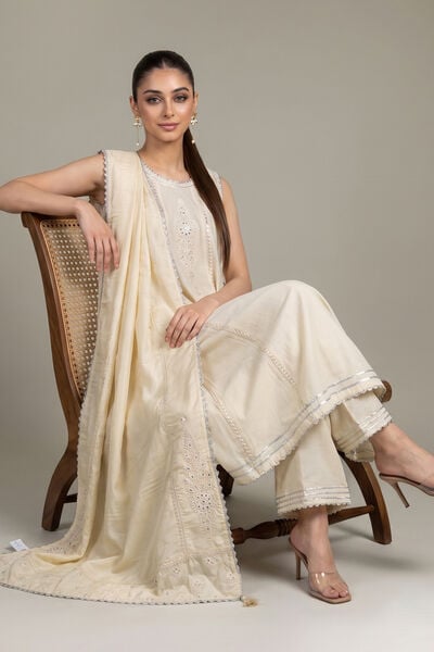 Embroidered | Raw Silk | Off-White Sleeveless Kurta | GBP 70.00