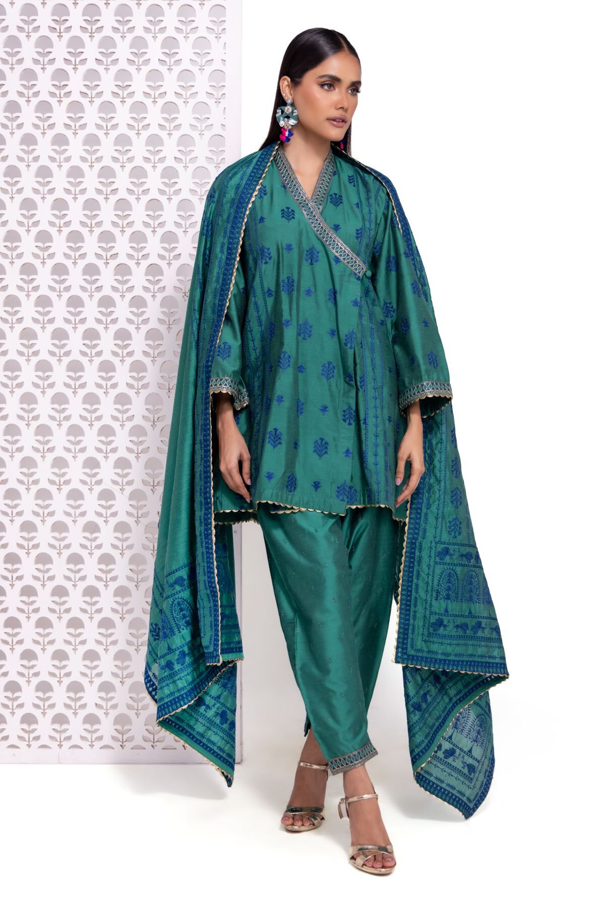 Khaadi dress price 2025