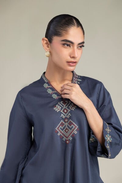 Embroidered | Cambric | V-Neck Navy Kurta | GBP 35.00