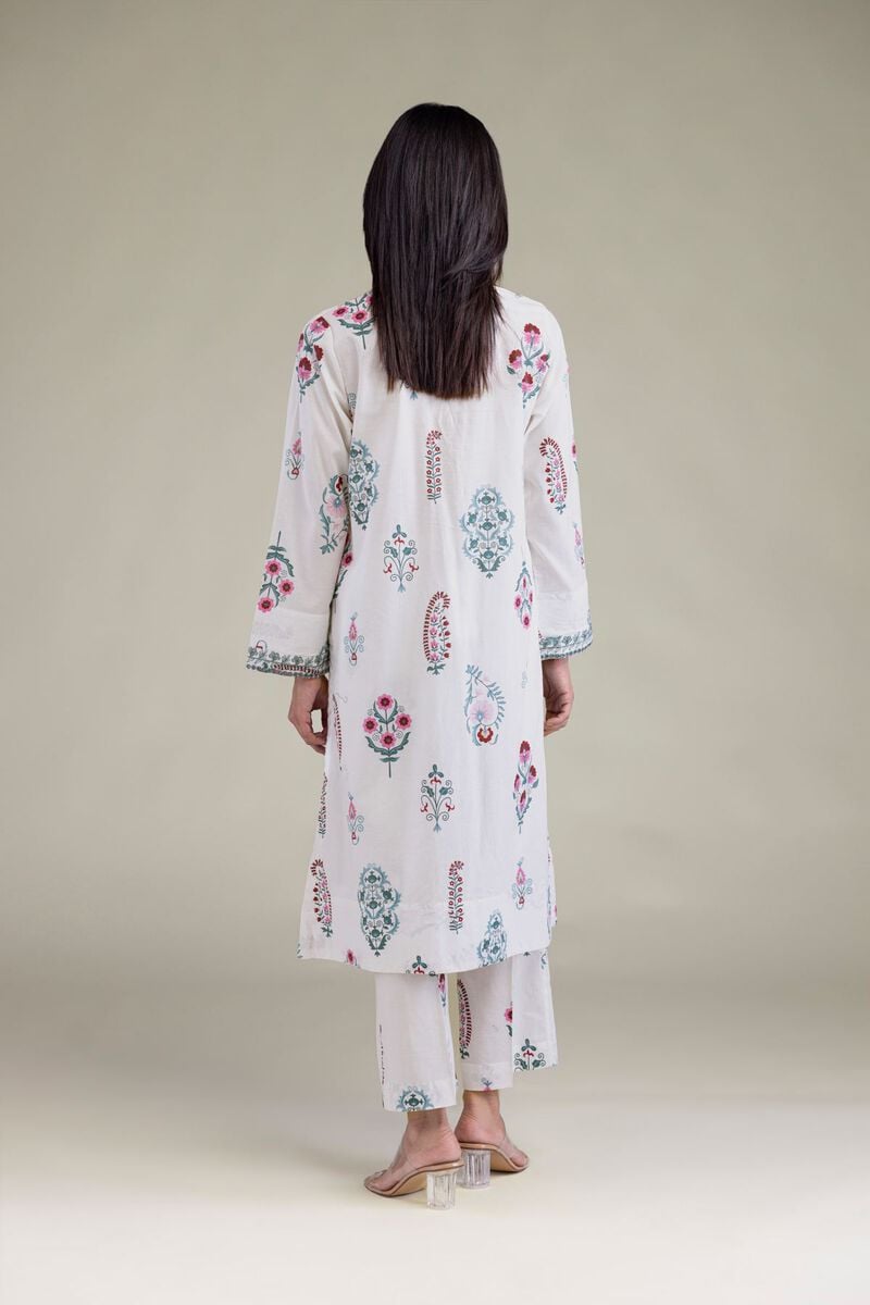 Embroidered | Cambric | White Cambric Kurta | GBP 20.00