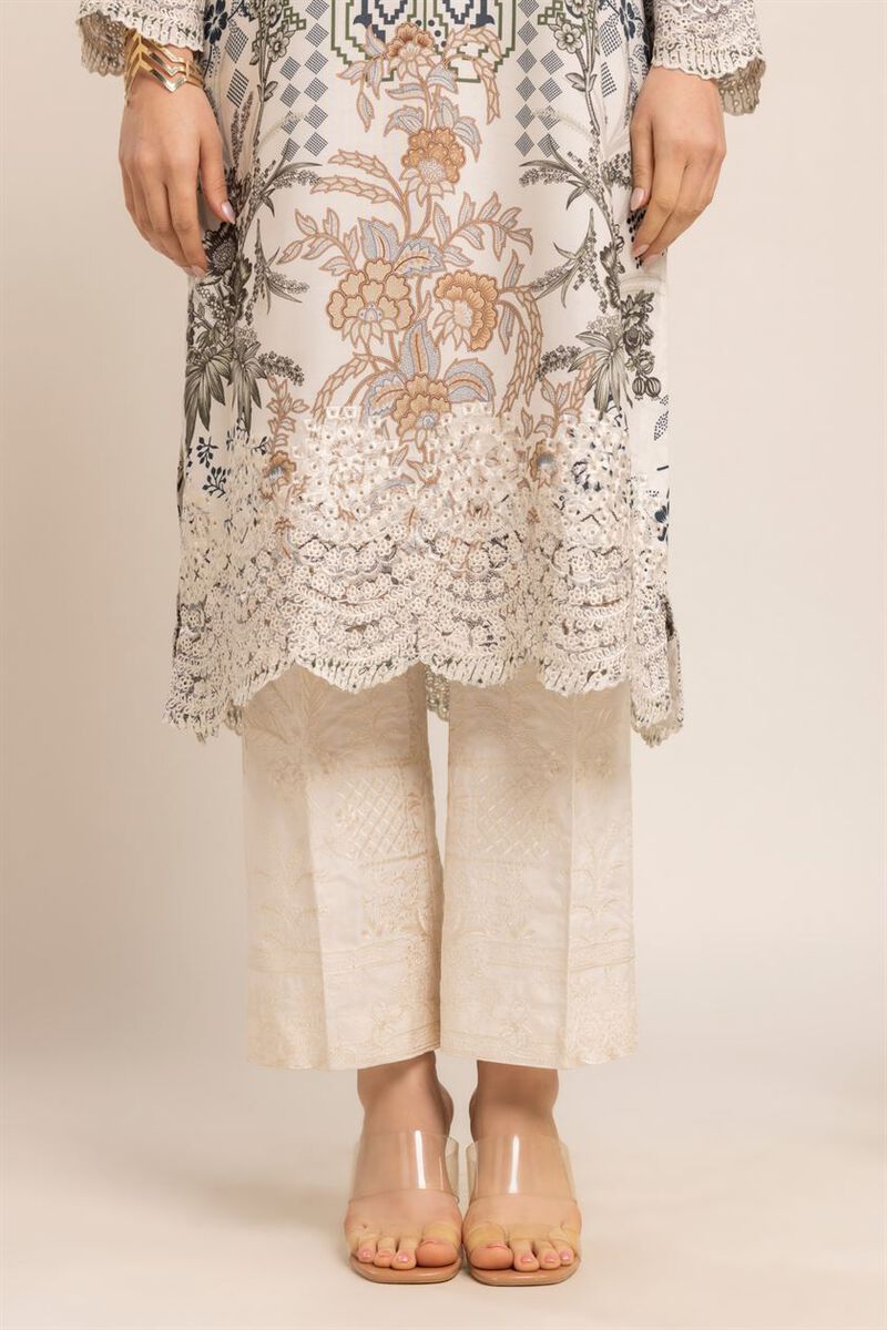  | Pants | Embroidered | null