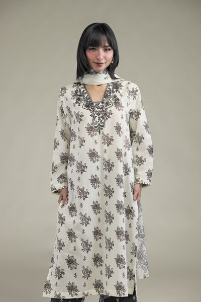 Embroidered | Lawn | Tailored 3-Piece Lawn | GBP 60.00