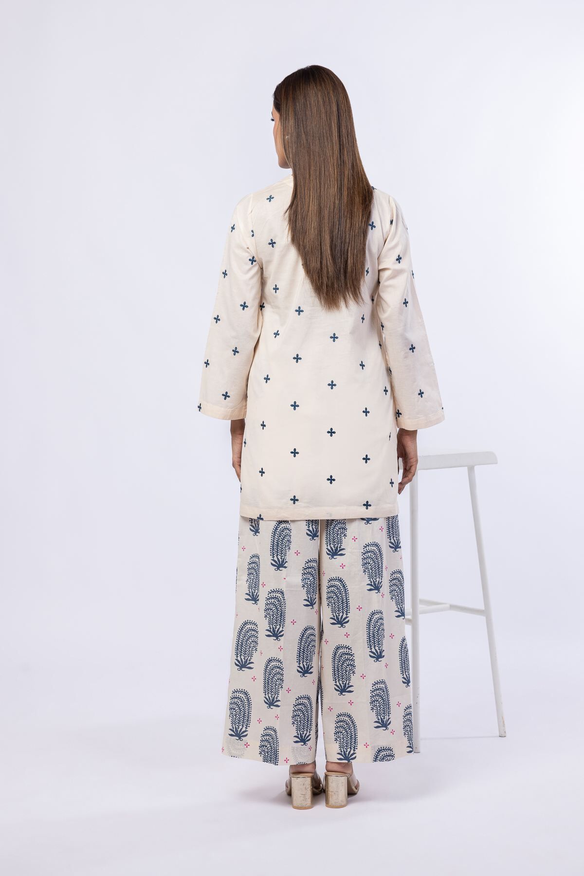 Buy Kurta | 0.0 N/A | 25-06-6E2-06TA-VG_MULTI | Khaadi United Kingdom