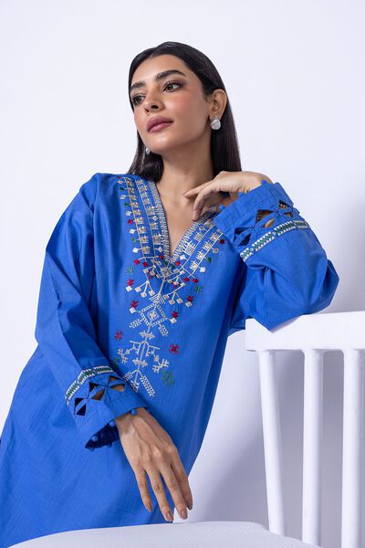  | Kurta | Embroidered | GBP 25.00