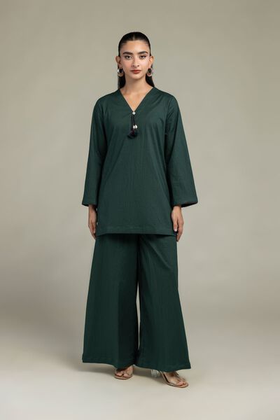 Dyed | Cotton Crinkle | Green Solid Pants | GBP 25.00