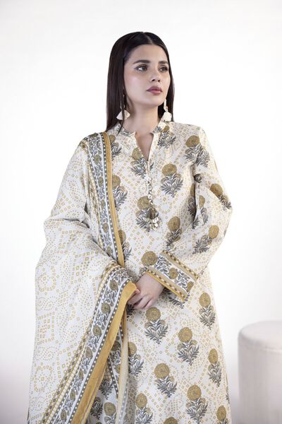 Embroidered | Lawn | Tailored 3 Piece | GBP 25.00