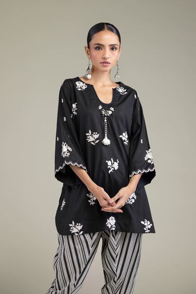 Embroidered | Cambric | Black V-Neck Kurta | GBP 30.00