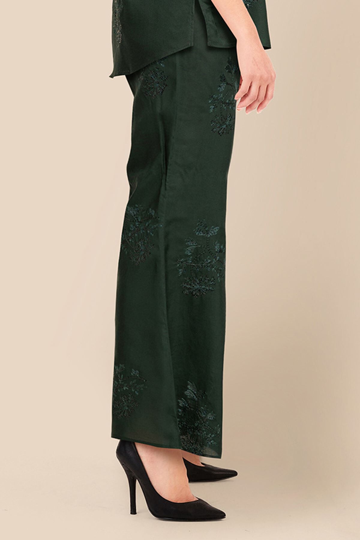 Khaadi embroidered trousers cheap