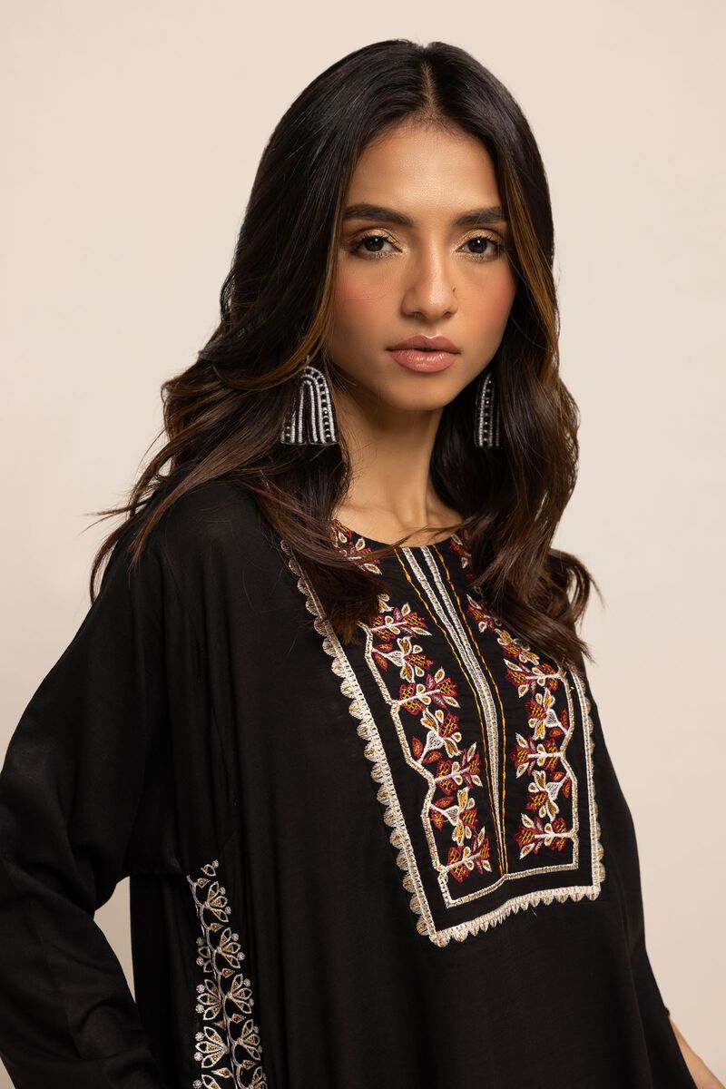  | Kurta | Embroidered | null