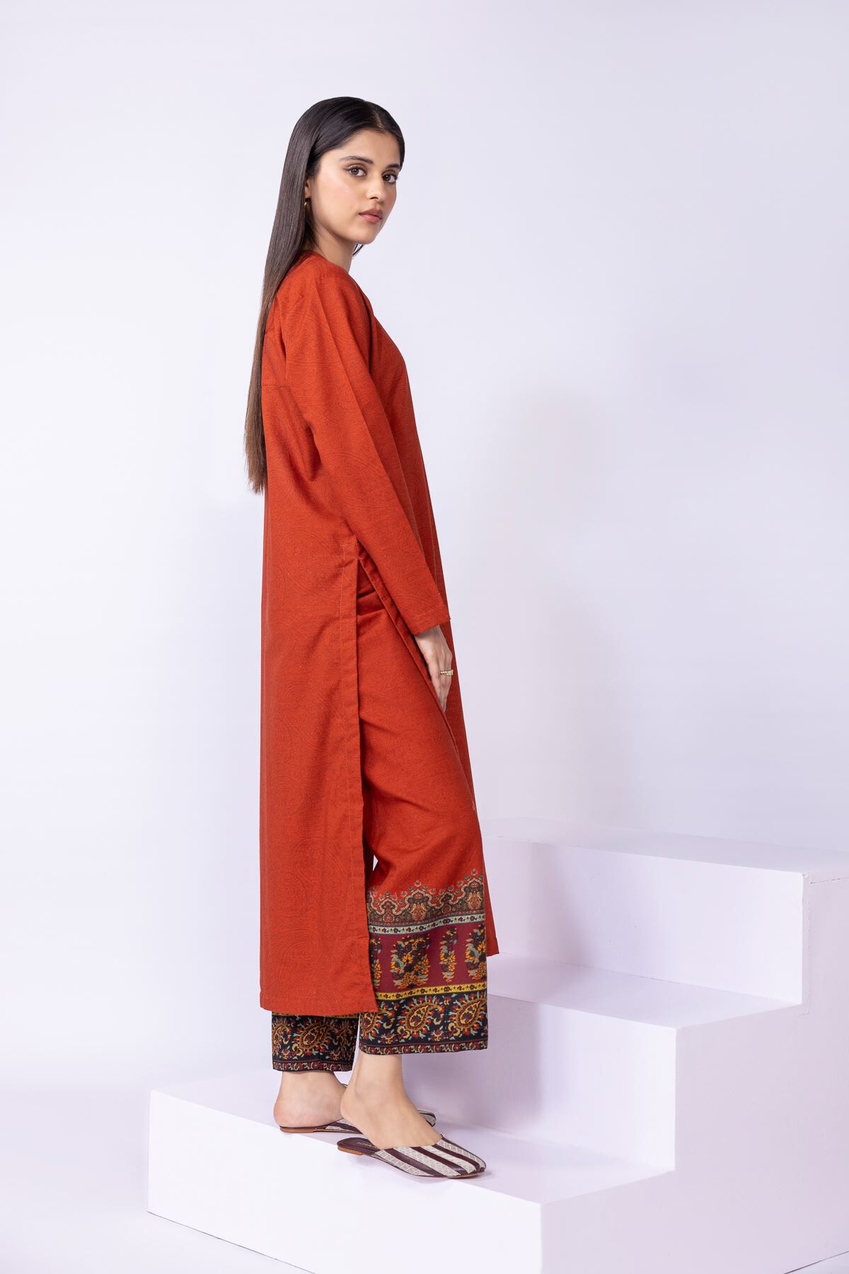 New Ladies Dresses and Clothes Khaadi United Kingdom