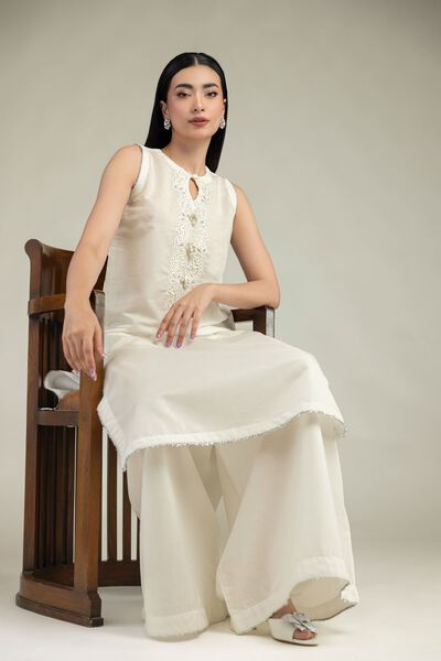 Embroidered | Mesuri | Short Sleeveless Kurta | GBP 30.00