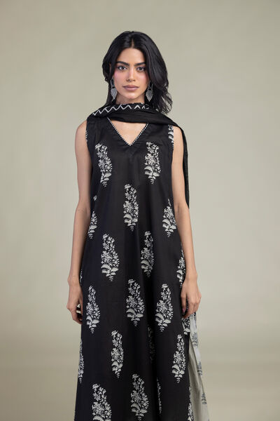 Printed | Cambric | Black Sleeveless Kurta | GBP 30.00