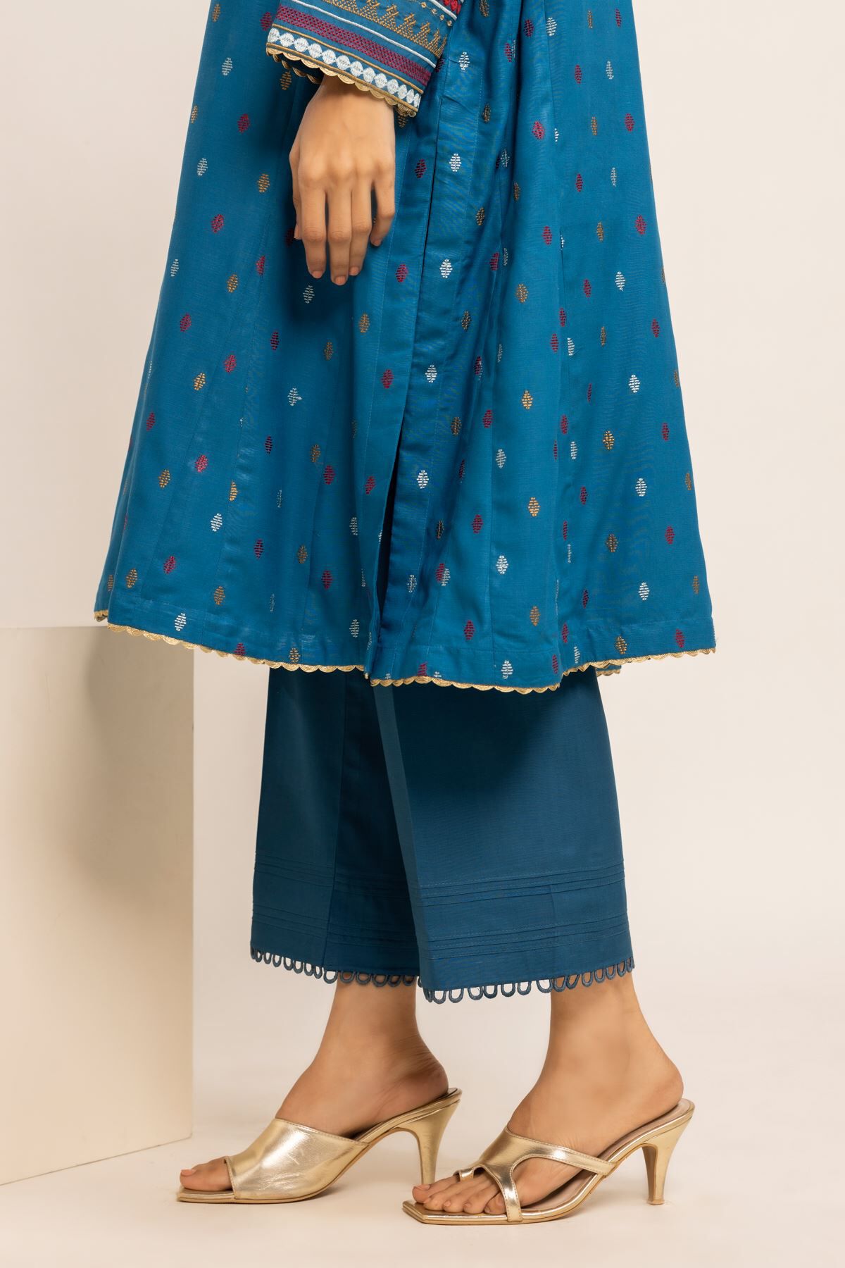 Khaadi shoes deals