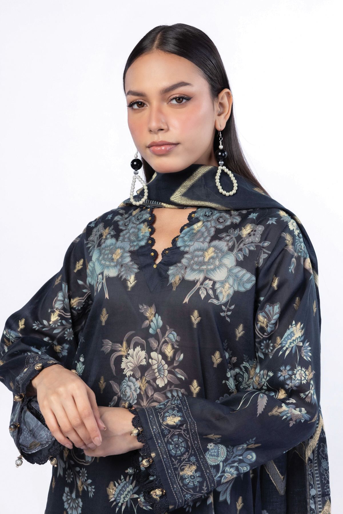 Buy Tailored 3 Piece | 0.0 N/A | T-A33-26-106FC-VG_MULTI | Khaadi