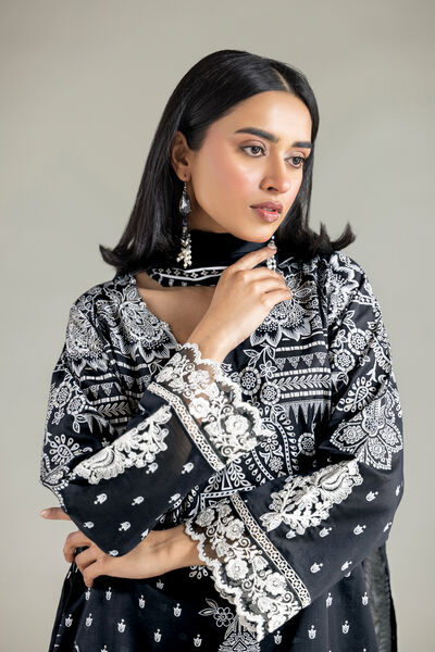 Embroidered | Lawn | Tailored Lawn Set | GBP 55.00