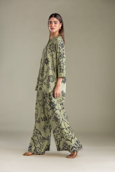 Printed | Viscose Crepe | Floral Viscose Trousers | GBP 25.00
