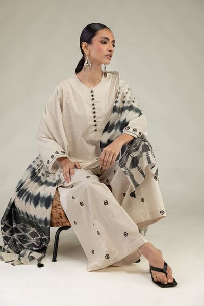 Textured Lawn | Embroidered | Textured Lawn Dupatta | GBP 15.00