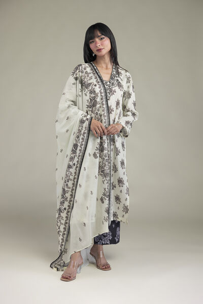 Embroidered | Lawn | Tailored 3-Piece Lawn | GBP 60.00