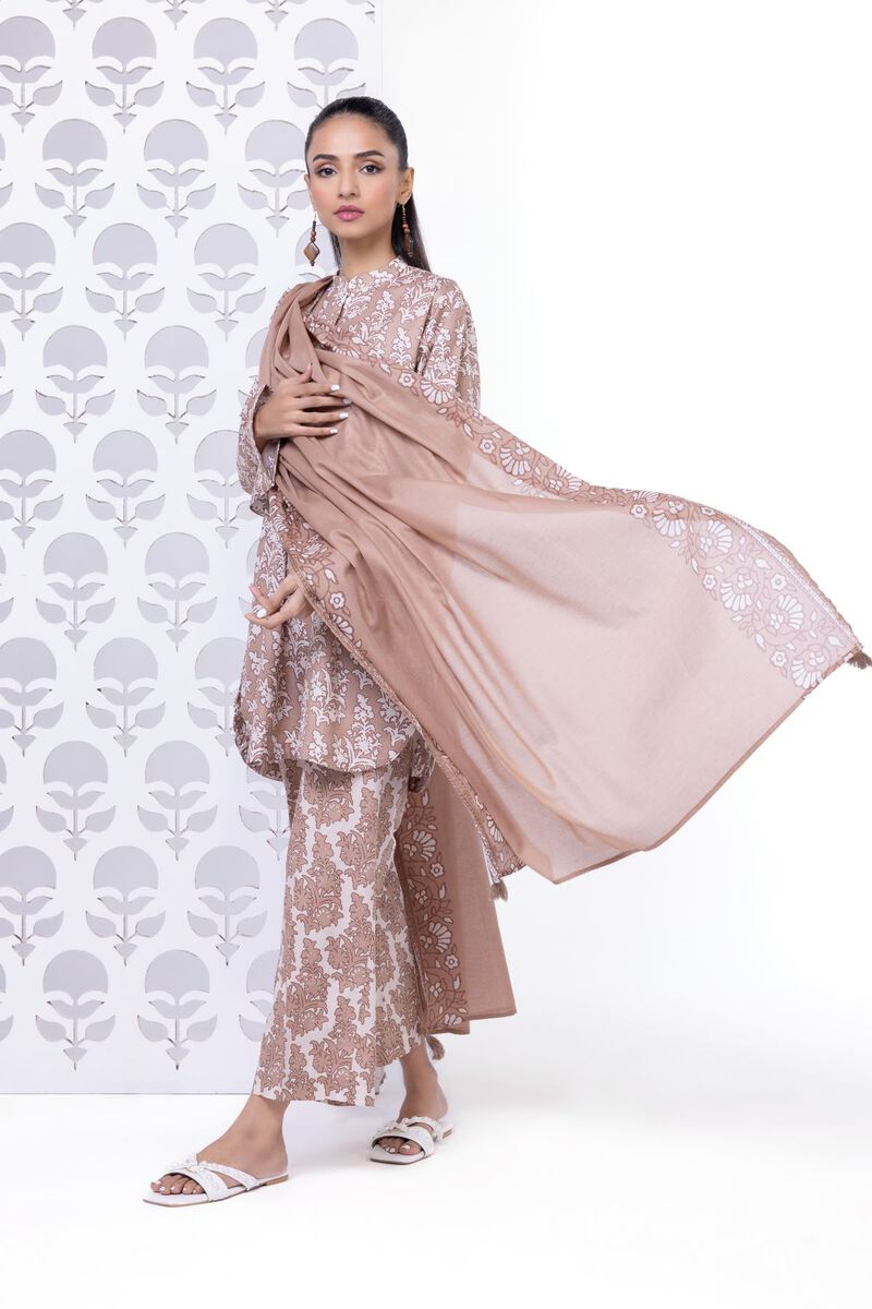 https://uk.khaadi.com/dw/image/v2/BJTG_PRD/on/demandware.static/-/Sites-khaadi-master-catalog/default/dw3f20ae3a/images/hi-res/ebx14b_multi_1.jpg?sw=800&sh=1200