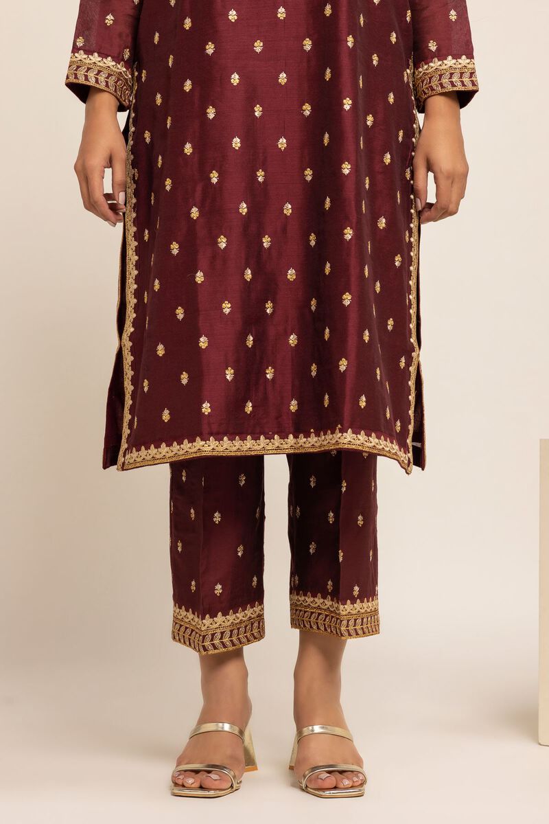  | Pants | Embroidered | null