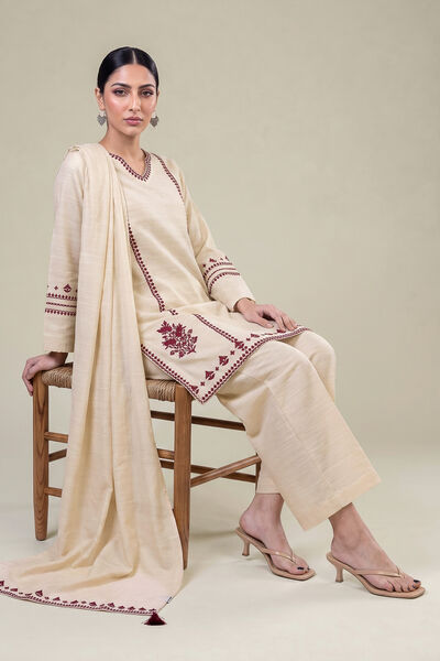 Embroidered | Light Khaddar | Floral Beige Dupatta | GBP 30.00
