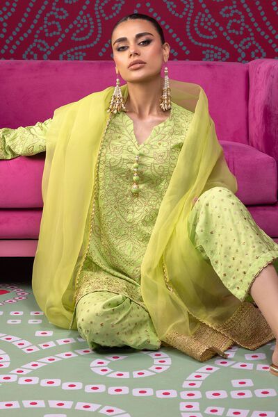 Kurta | Embroidered
