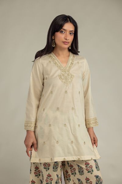 Embroidered | Cambric | Beige V-Neck Kurta | GBP 17.50
